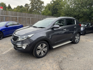 2014 Kia Sportage 1.7 Crdi Ecodynamics 4 SUV 5dr Diesel Manual 2WD Euro 5 (s/s) (114 Bhp) in Silver — image 3
