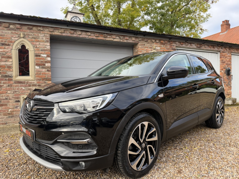 2019 Vauxhall Grandland X 1.5 Turbo D Blueinjection Elite Nav in Black — image 1