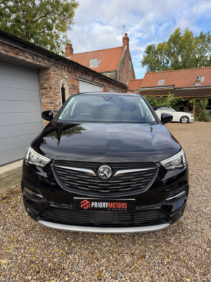 2019 Vauxhall Grandland X 1.5 Turbo D Blueinjection Elite Nav in Black — image 6