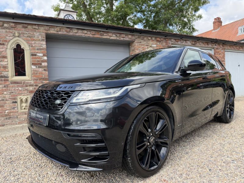2018 Land Rover Range Rover Velar 3.0 Sd6 V6 R-Dynamic Hse in Black — image 1