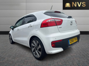 2015 Kia Rio 1.4 Crdi Ecodynamics 3 in White — image 5
