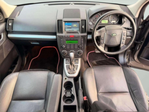 2008 Land Rover Freelander 2 2.2 Td4 Hse Auto 4WD Euro 4 5dr in Grey — image 6