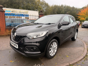 2019 Renault Kadjar 1.3 Tce Play Euro 6 (s/s) 5dr in Black — image 3