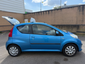 2007 Peugeot 107 1.0 12v Urban in Blue — image 5