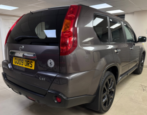 2009 Nissan X-Trail 2.0 Dci Tekna SUV 5dr Diesel Manual 4WD Euro 4 (173 Ps) in Grey — image 3