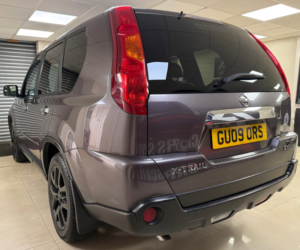 2009 Nissan X-Trail 2.0 Dci Tekna SUV 5dr Diesel Manual 4WD Euro 4 (173 Ps) in Grey — image 4