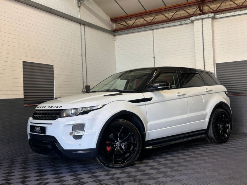 2011 Land Rover Range Rover Evoque 2.2 Sd4 Dynamic SUV 5dr Diesel Auto 4WD Euro 5 (190 Ps) in White — image 1