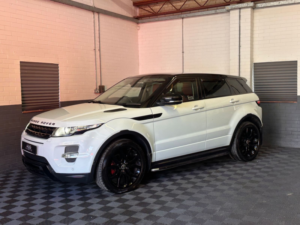 2011 Land Rover Range Rover Evoque 2.2 Sd4 Dynamic SUV 5dr Diesel Auto 4WD Euro 5 (190 Ps) in White — image 6