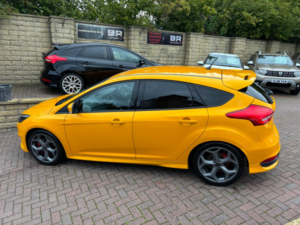 2017 Ford Focus 2.0 Tdci St-3 Euro 6 (s/s) 5dr in Yellow — image 6
