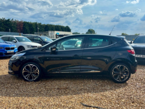 2018 Renault Clio 0.9 Tce Iconic Euro 6 (s/s) 5dr in Black — image 6