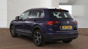 2017 Volkswagen Tiguan 2.0 Tdi Bluemotion Tech Se Navigation 4motion Euro 6 (s/s) 5dr in Blue — image 3