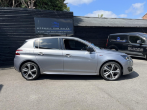 2017 Peugeot 308 1.6 Bluehdi Gt Line in Grey — image 2