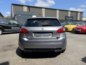 2017 Peugeot 308 1.6 Bluehdi Gt Line in Grey — image 4