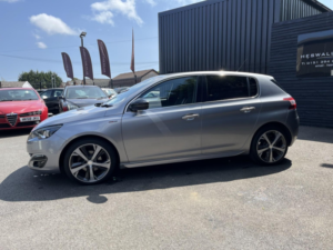 2017 Peugeot 308 1.6 Bluehdi Gt Line in Grey — image 6