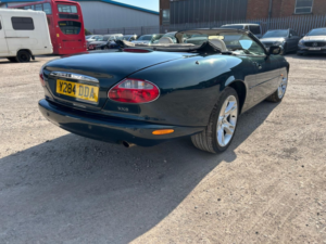 2001 Jaguar Xk8 4.0 in Green — image 6