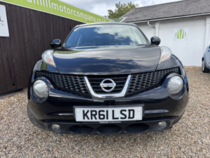 2012 Nissan Juke 1.6 Acenta Premium in Black — image 2