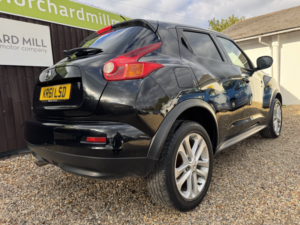 2012 Nissan Juke 1.6 Acenta Premium in Black — image 6