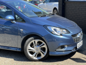 2017 Vauxhall Corsa 1.4 I Ecoflex Sri Vx Line in Blue — image 5