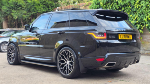 2018 Land Rover Range Rover Sport 2.0 P400e 13.1kwh Autobiography Dynamic Auto 4WD Euro 6 (s/s) 5dr in Black — image 4