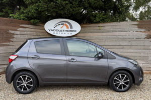 2018 Toyota Yaris 1.5 Vvt-H Icon Tech in Grey — image 3