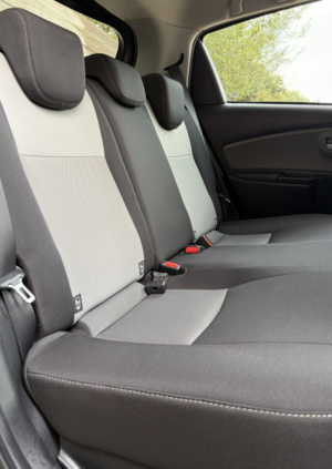 2018 Toyota Yaris 1.5 Vvt-H Icon Tech in Grey — image 6
