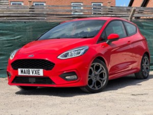2018 Ford Fiesta 1.0t Ecoboost St-Line Euro 6 (s/s) 3dr in Red — image 3