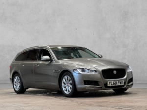 2018 Jaguar Xf 2.0d Prestige Sportbrake Auto Euro 6 (s/s) 5dr in Silver — image 3
