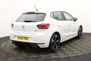 2023 SEAT Ibiza 1.0 Tsi Fr Sport Hatchback 5dr Petrol Manual Euro 6 (s/s) (110 Ps) in White — image 5