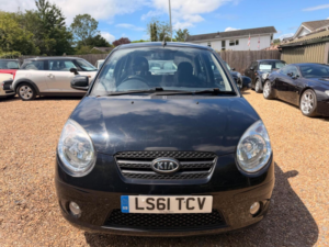 2011 Kia Picanto 1.1 Domino 5dr in Black — image 3