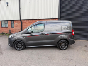2022 Ford Transit Courier 1.5 Tdci Sport L1 Euro 6 5dr in Grey — image 4