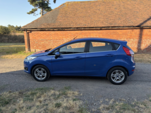 2013 Ford Fiesta 1.0 T Ecoboost Zetec in Blue — image 5
