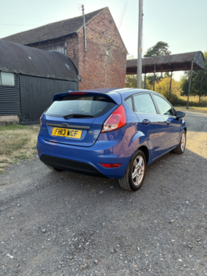 2013 Ford Fiesta 1.0 T Ecoboost Zetec in Blue — image 6
