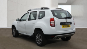2018 Dacia Duster 1.5 Laureate Dci 110 4x4 Diesel White 5dr 8 Stamps in White — image 2