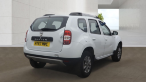 2018 Dacia Duster 1.5 Laureate Dci 110 4x4 Diesel White 5dr 8 Stamps in White — image 4