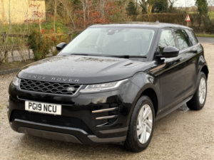 2019 Land Rover Range Rover Evoque 2.0 D180 R-Dynamic S in Black — image 4