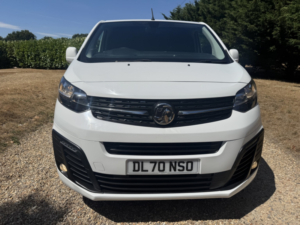 2020 Vauxhall Vivaro 1.5 Turbo D 2700 Sportive in White — image 2