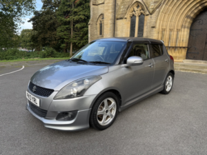 2013 Suzuki Swift Hatchback (2010 - 2017) in Gold — image 6