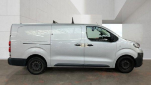2018 Peugeot Expert 2.0 Bluehdi 1400 Professional Long Panel Van Lwb Euro 6 (s/s) 6dr in Silver — image 4