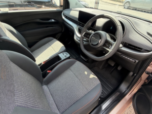 2022 Fiat 500e 42kwh 118hp Electric Icon in Gold — image 2