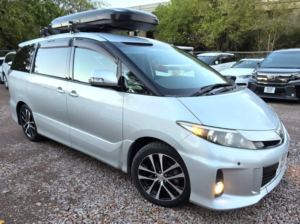 2013 Toyota Estima 2.4l-Petrol-Ulez/caz Pass-Free 24months Gold Warranty & 12months Aa Breakdown Cover in Silver — image 2