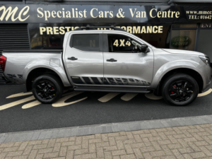 2019 Nissan Navara 2.3 Dci N-Guard in Grey — image 3