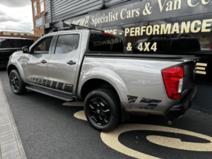 2019 Nissan Navara 2.3 Dci N-Guard in Grey — image 6