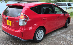 2014 Toyota Prius+ 1.8l Hybrid - Panoramic Dual Sunroof - 7 Seater-Ulez/caz Pass-Free 15months Gold Warranty & 12months Aa Breakdown Cover in Red — image 4