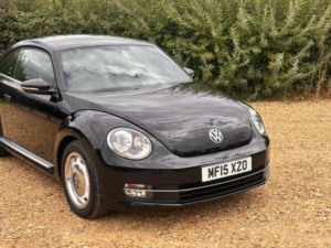 2015 Volkswagen Beetle 2.0 Tdi Bluemotion Tech Design Euro 6 (s/s) 3dr in Black — image 3
