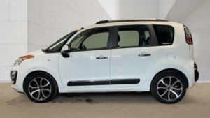 2015 Citroen C3 Picasso 1.6 Bluehdi Selection Euro 6 5dr in White — image 2