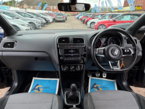 2016 Volkswagen Polo 1.2 Tsi Bluemotion Tech R-Line Euro 6 (s/s) 5dr in Black — image 2
