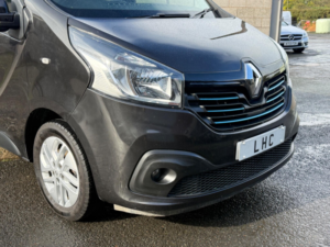 2018 Renault Trafic 1.6 Dci Energy 29 Sport Nav Lwb Euro 6 (s/s) 5dr (9 Seat) in Other — image 4