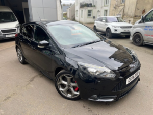 2014 Ford Focus 2.0 T Ecoboost St-3 in Black — image 2