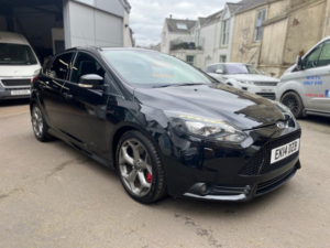 2014 Ford Focus 2.0 T Ecoboost St-3 in Black — image 3