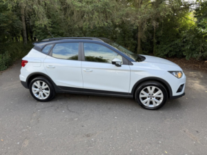 2018 SEAT Arona 1.0 Tsi Se Technology SUV 5dr Petrol Manual Euro 6 (s/s) (95 Ps) in Multicolour — image 3